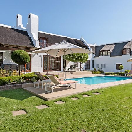 Die Rietdak - Reetdachhaus Mit Vier Schlafzimmern Cape Town Dış mekan fotoğraf