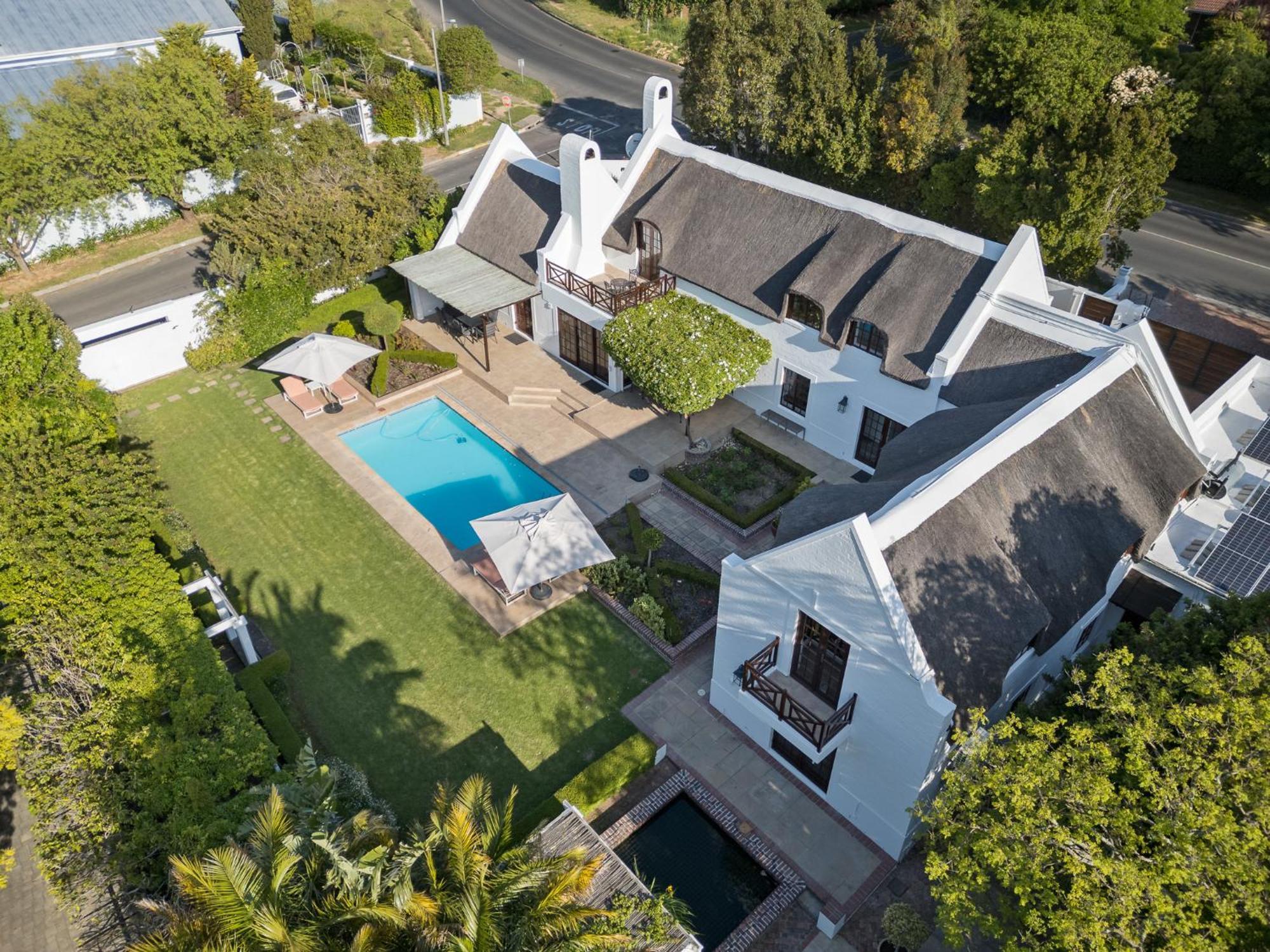 Die Rietdak - Reetdachhaus Mit Vier Schlafzimmern Cape Town Dış mekan fotoğraf