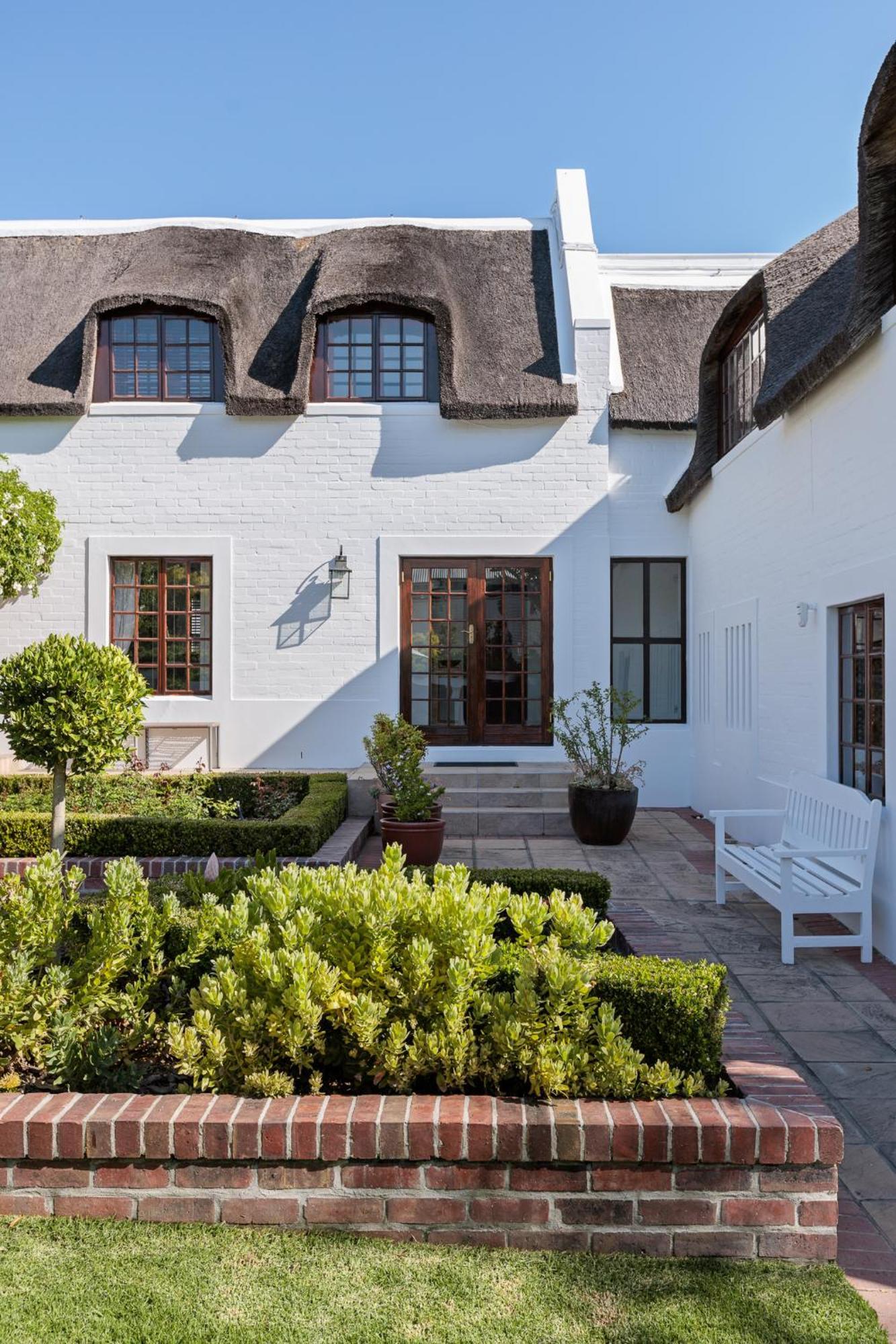 Die Rietdak - Reetdachhaus Mit Vier Schlafzimmern Cape Town Dış mekan fotoğraf