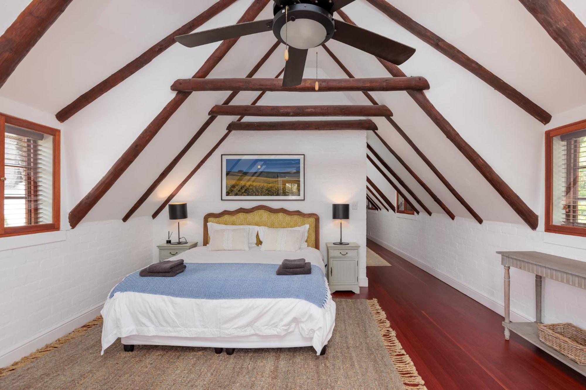 Die Rietdak - Reetdachhaus Mit Vier Schlafzimmern Cape Town Dış mekan fotoğraf
